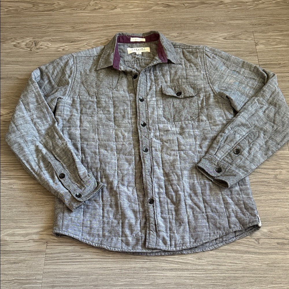 Ezekiel Quilted Jacket Lined Men’s Size M Grey Snap Closures